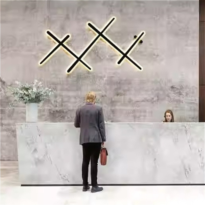 Italy Line Metal LED Wall Pend - Home Decor Outlet ulasan dan harga