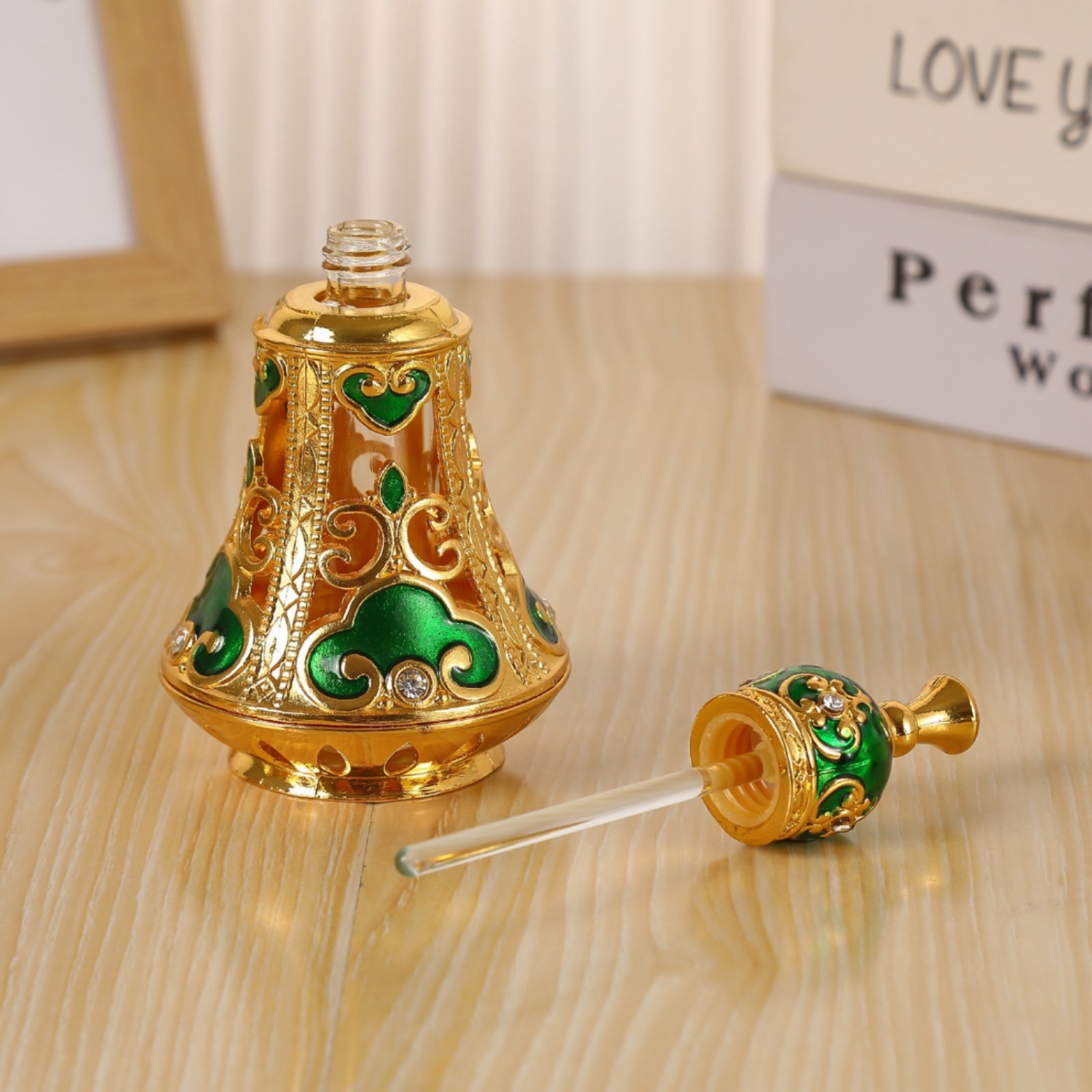 Ornate Perfume Bottle Faceted  - Home Decor Design ulasan dan harga